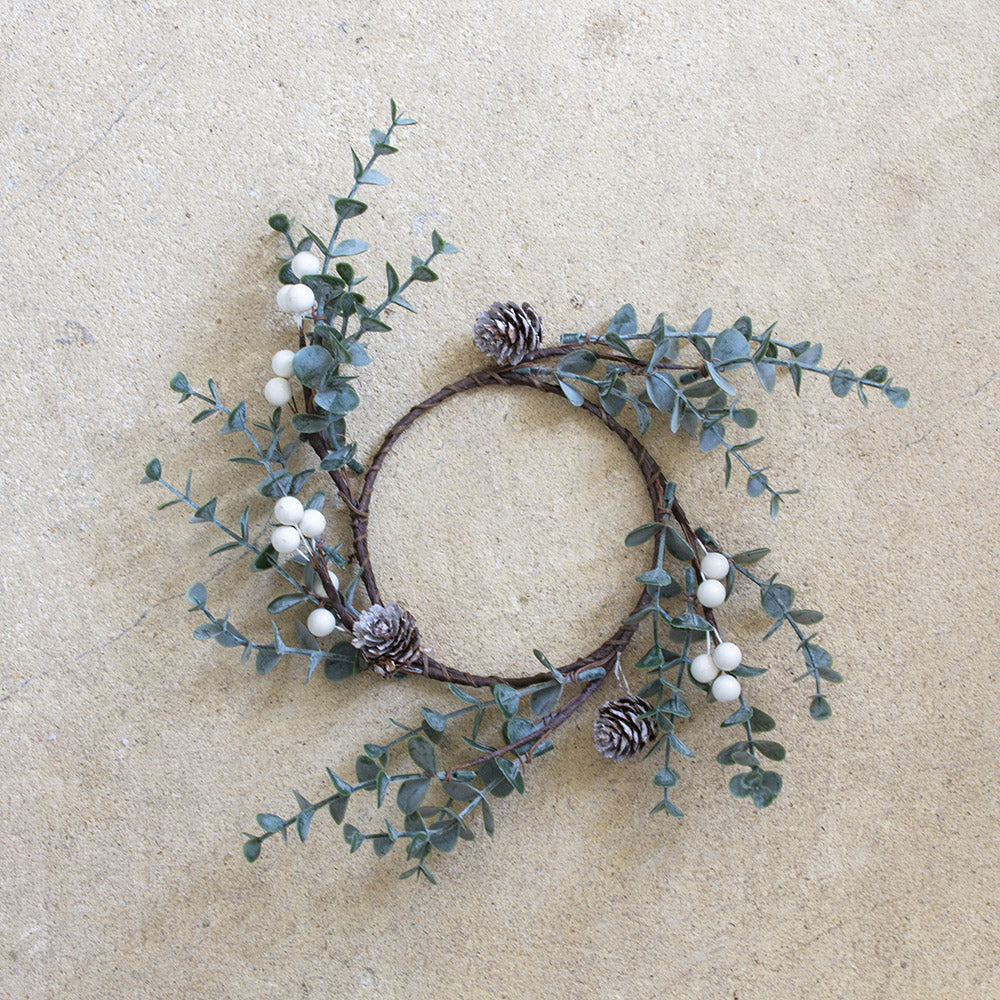 White Berry & Cone Candle Ring